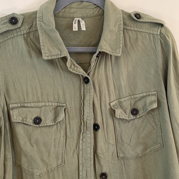 Mudd Button Up Top - Picture 4 of 10